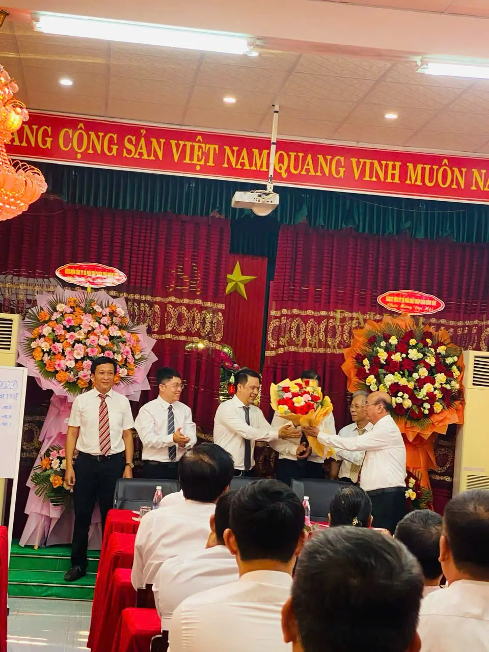  ĐẠI HỘI CỔ ĐÔNG QUẢNG BÌNH IMEXCO NĂM 2026 ĐÁNH DẤU BƯỚC CHUYỂN GIAO THẾ HỆ LỊCH SỬ