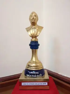 Chân dung Bạch Thái Bưởi