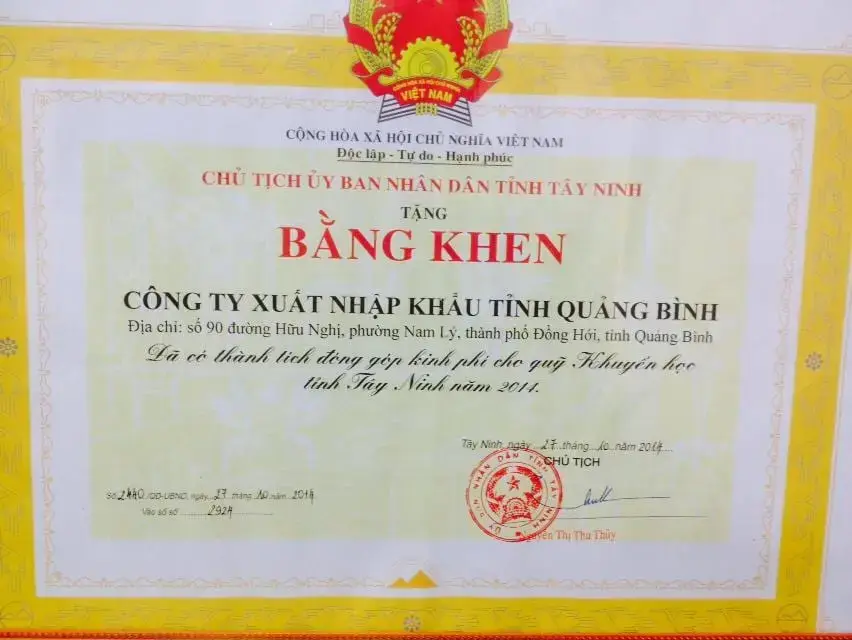 Đóng góp kinh phí cho Quỹ khuyến học tỉnh Tây Ninh
